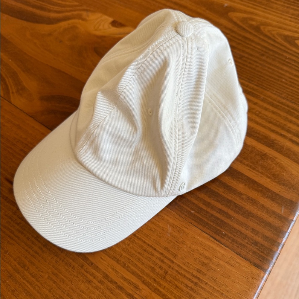 NWOT Lululemon Athletica Cream Cap BASEBALL HAT 

Cream off-white ecru